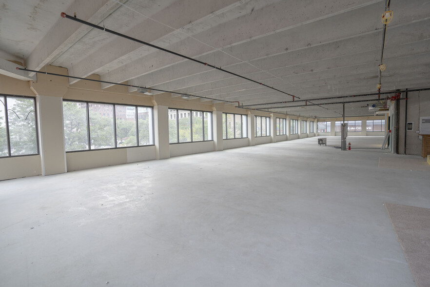 202 W Berry St, Fort Wayne, IN en alquiler - Foto del interior - Imagen 3 de 4