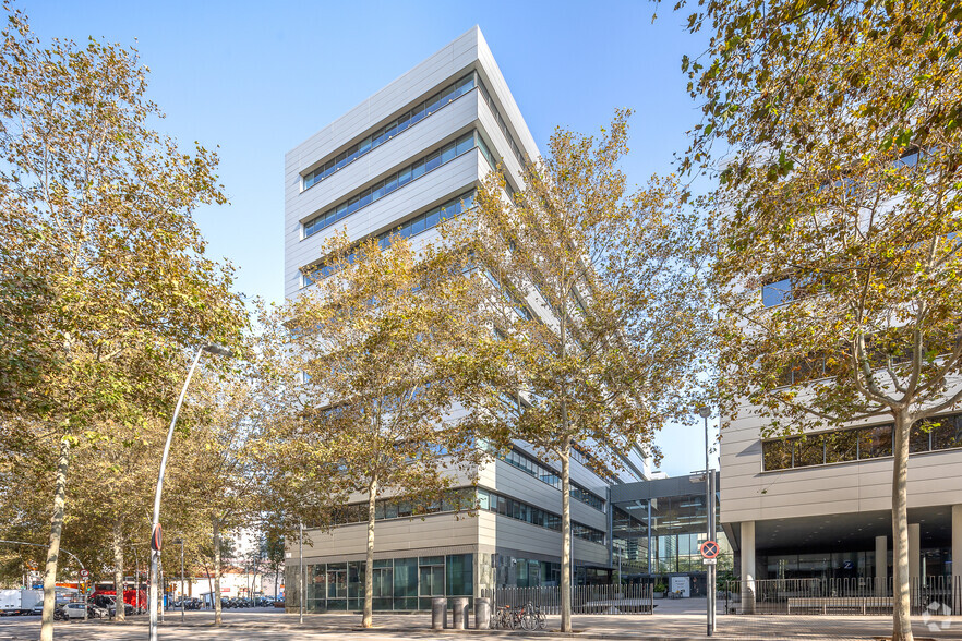 Carrer De Bac De Roda, 56, Barcelona, Barcelona en alquiler - Foto principal - Imagen 1 de 4