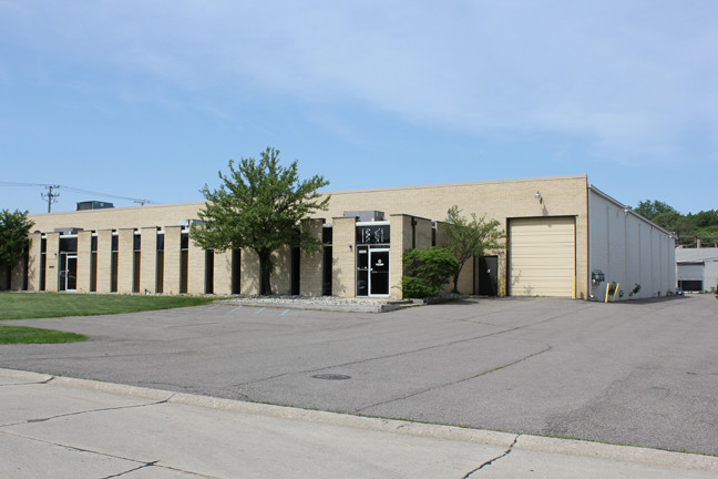 12379-12433 Globe St, Livonia, MI en alquiler - Foto del edificio - Imagen 1 de 1