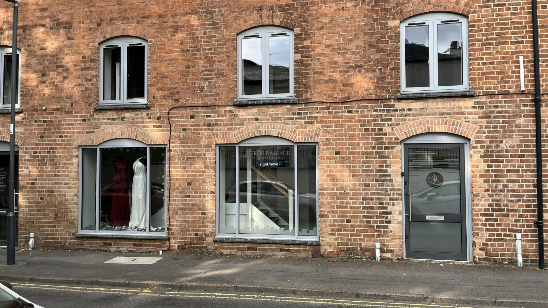 Wharf St, Warwick en alquiler Foto del edificio- Imagen 1 de 17