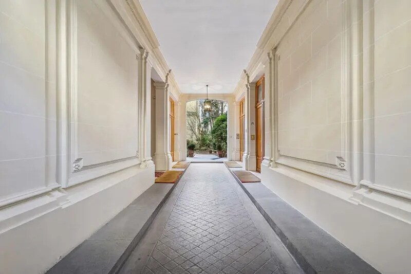 75 Rue De Courcelles, Paris en venta - Vestíbulo - Imagen 2 de 14