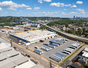 400 Graham St, Mckees Rocks, PA en alquiler Foto del edificio- Imagen 1 de 4