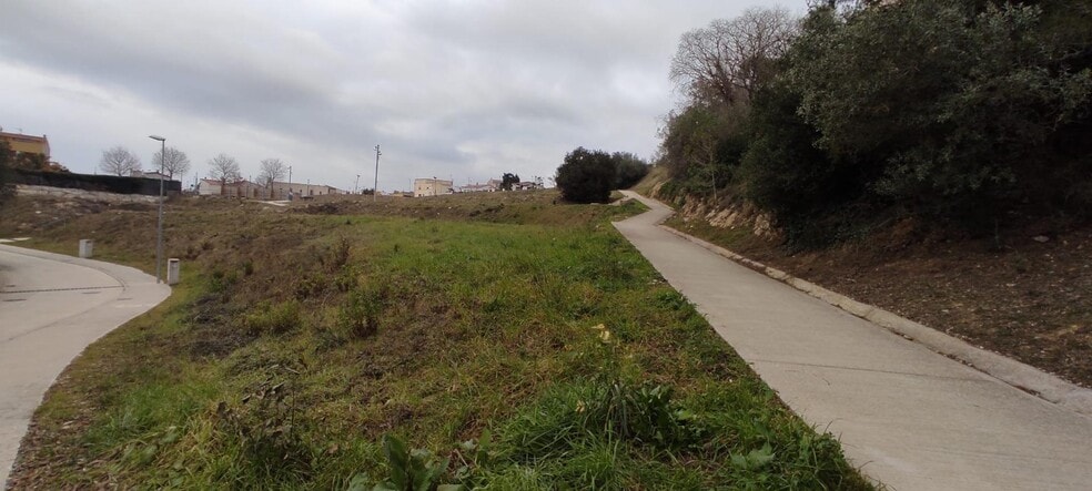 Terreno en Les Gunyoles, Barcelona en venta - Foto de la construcción - Imagen 3 de 5