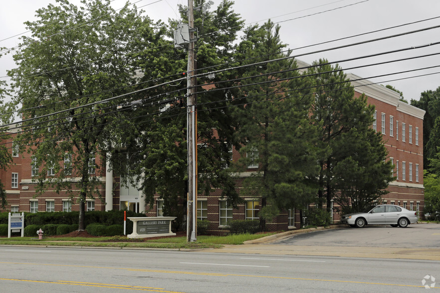 4020 Wake Forest Rd, Raleigh, NC en alquiler - Foto del edificio - Imagen 3 de 3