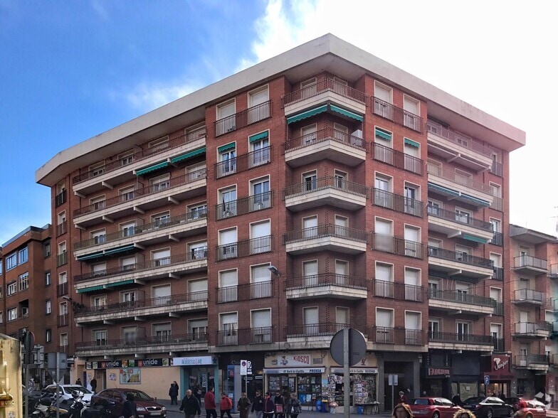 Local en Segovia, Segovia en alquiler - Foto del edificio - Imagen 2 de 2