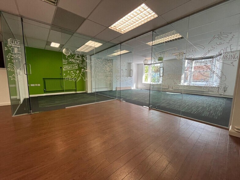 36-38 High St, Ashford en alquiler - Foto del edificio - Imagen 2 de 7