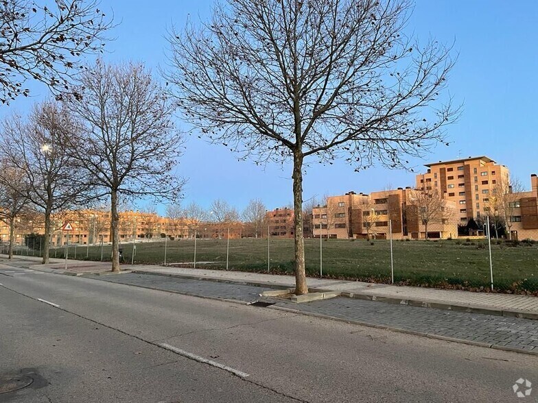 Calle Brezo, 3, Yebes, Guadalajara en venta - Foto principal - Imagen 1 de 1