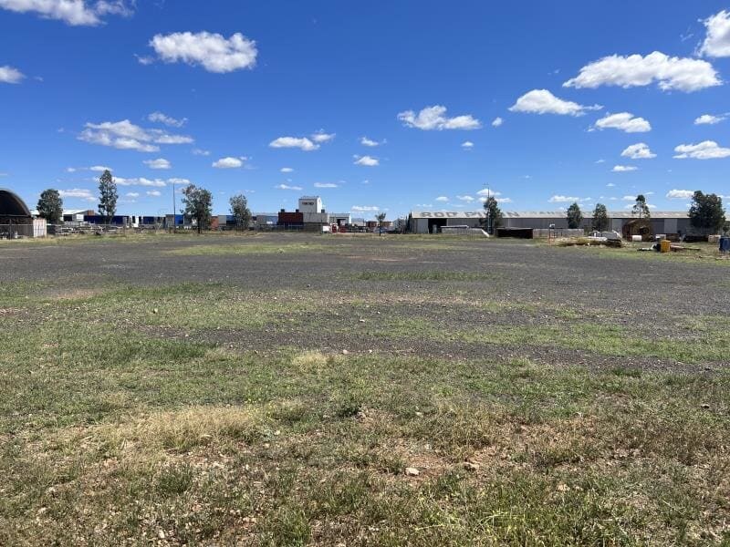 2L Pilons Dr, Dubbo en venta Foto principal- Imagen 1 de 4