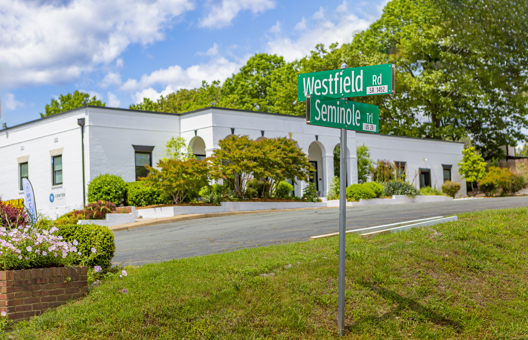 490 Westfield Rd, Charlottesville, VA en venta Foto del edificio- Imagen 1 de 23