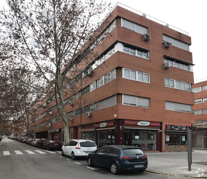 Calle Joan Miró, 2, Pinto, Madrid en venta - Foto del edificio - Imagen 2 de 2