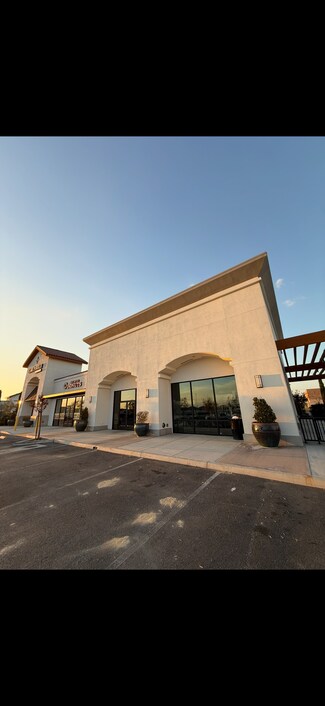 Más detalles de 9815 Panama Ln, Bakersfield, CA - Local en alquiler