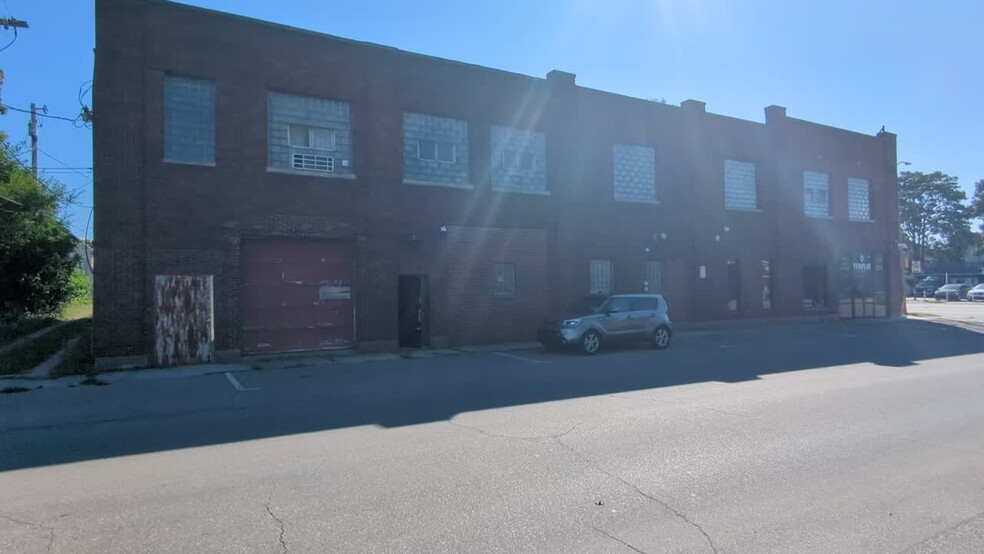 603 Detroit St, La Porte, IN en venta - Vídeo de anuncio comercial - Imagen 2 de 23