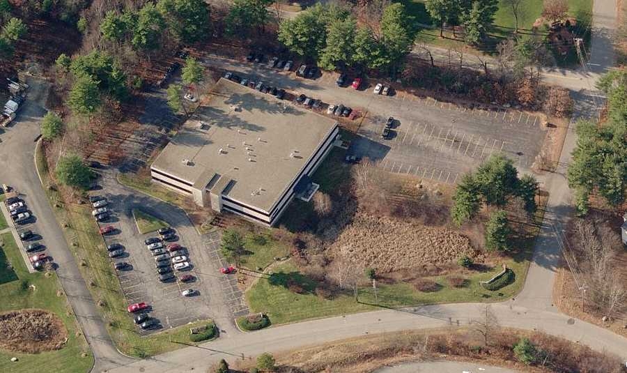 7 Henry Clay Dr, Merrimack, NH en alquiler - Vista aérea - Imagen 2 de 7