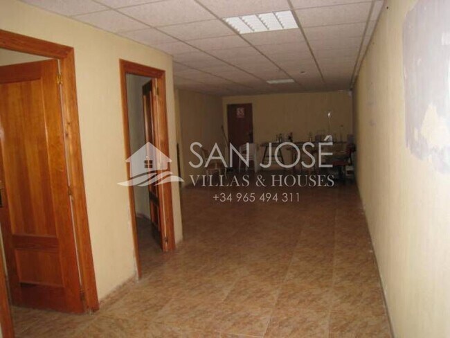 Más detalles de Nave en venta