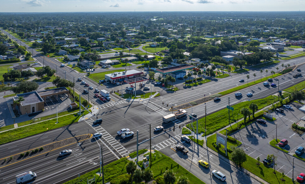 7320 Sanibel Blvd, Fort Myers, FL en venta - Foto del edificio - Imagen 3 de 22