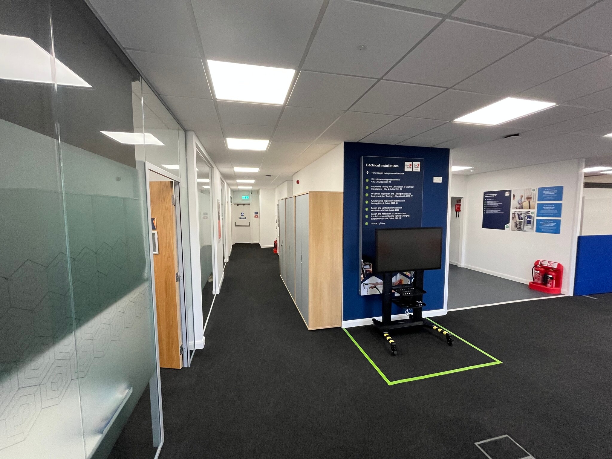 5 Deer Park Av, Livingston en alquiler Foto del interior- Imagen 1 de 3