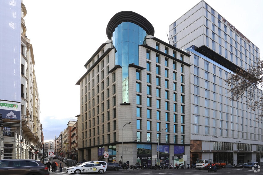 Calle de Leganitos, 47, Madrid, Madrid en alquiler - Foto del edificio - Imagen 2 de 9