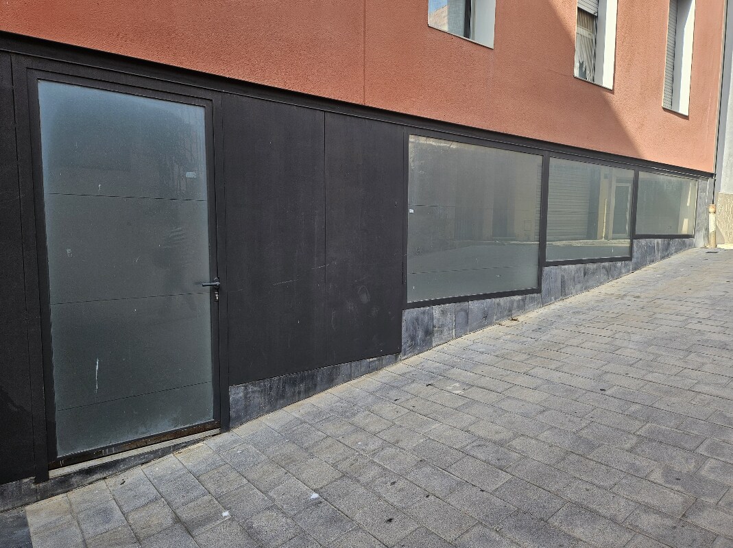 Palafrugell, GER 17200 - Unidad Esc. G, Puerta 14 -  - Foto del interior - Image 2 of 16