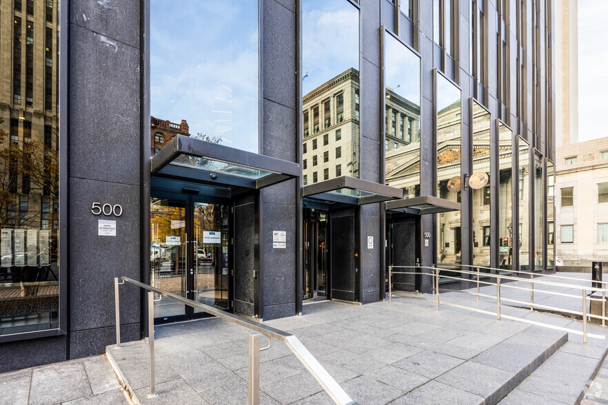 500 Pl D'armes, Montréal, QC en alquiler - Foto del edificio - Imagen 3 de 7