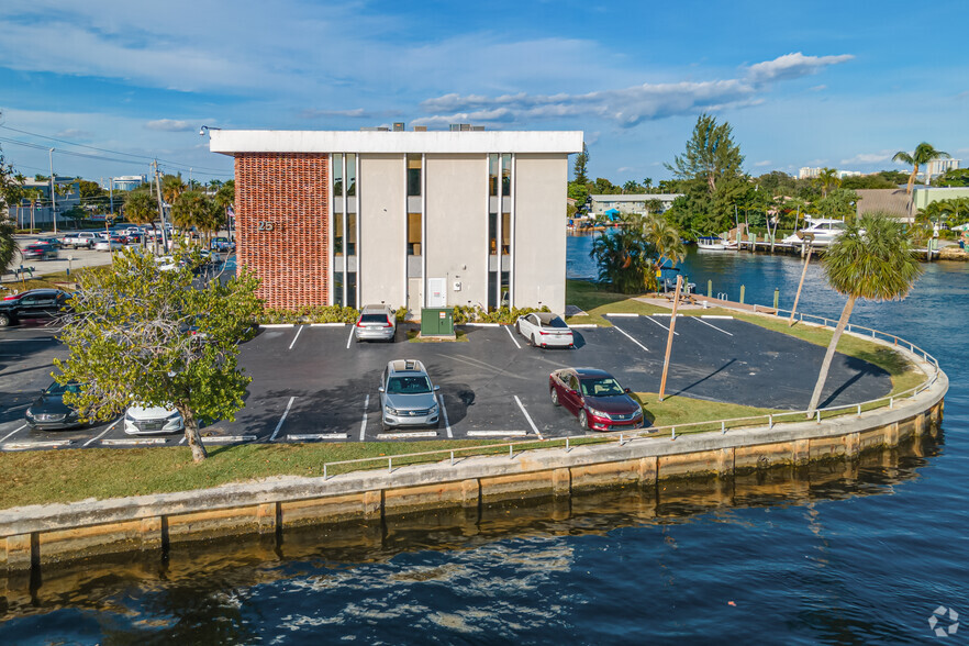 2500 N Federal Hwy, Fort Lauderdale, FL en alquiler - Foto del edificio - Imagen 3 de 13