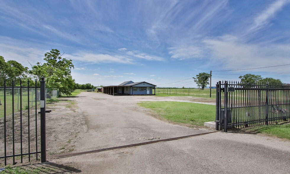 241 McKeever Rd, Rosharon, TX en venta - Foto del edificio - Imagen 3 de 12