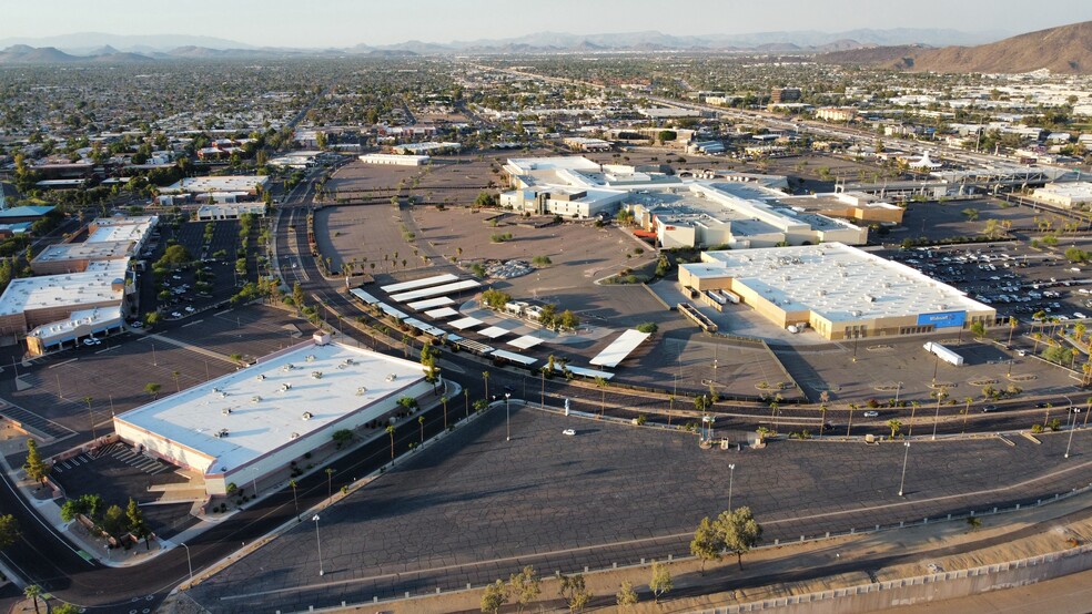 9446 N Metro Pky W, Phoenix, AZ en alquiler - Foto del edificio - Imagen 3 de 6