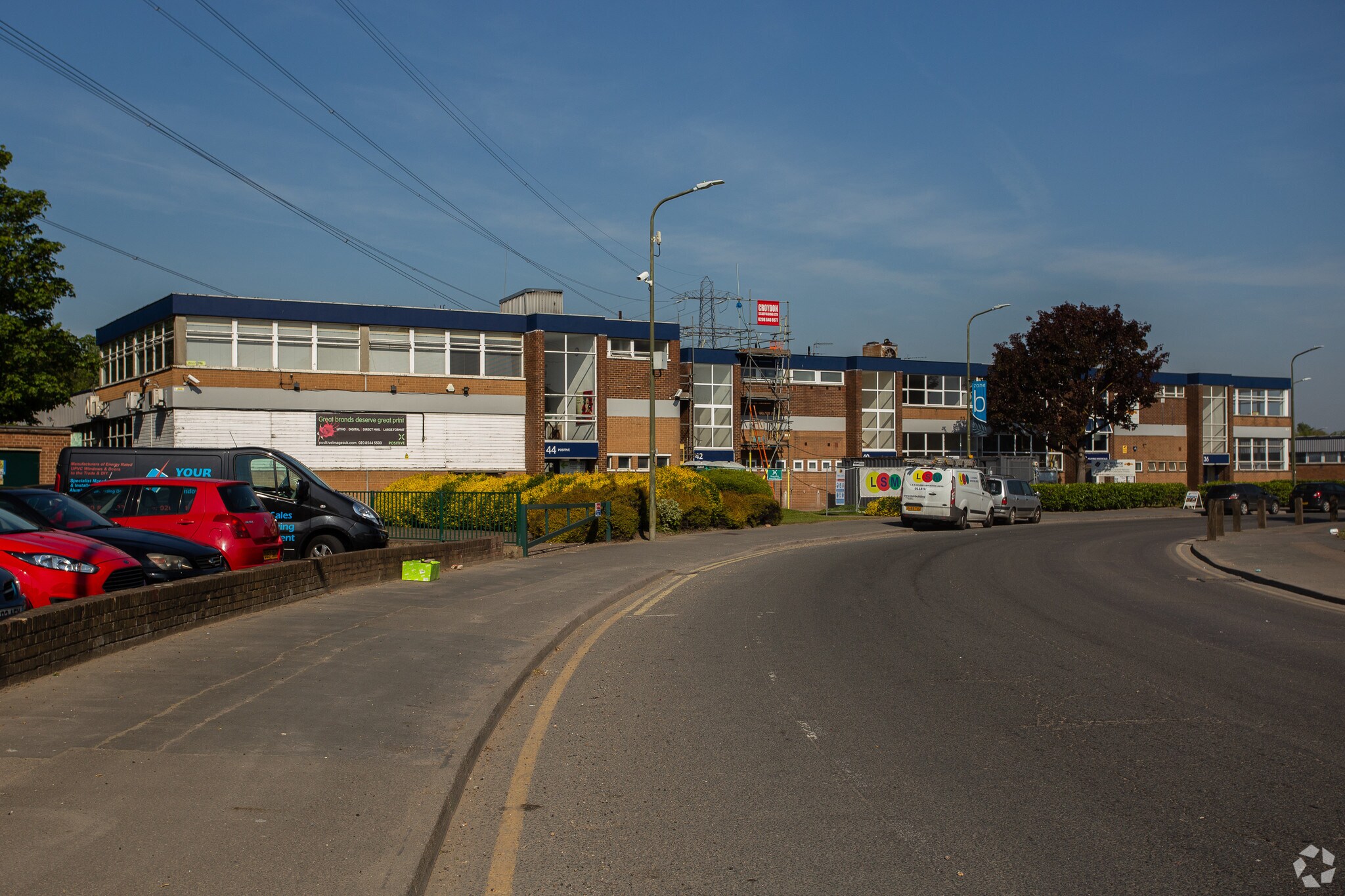 35-44 Wates Way, Mitcham en alquiler Foto del edificio- Imagen 1 de 11