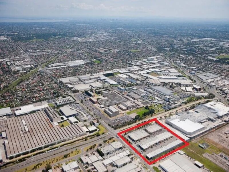 2A Westall Road, Springvale en alquiler Foto principal- Imagen 1 de 2