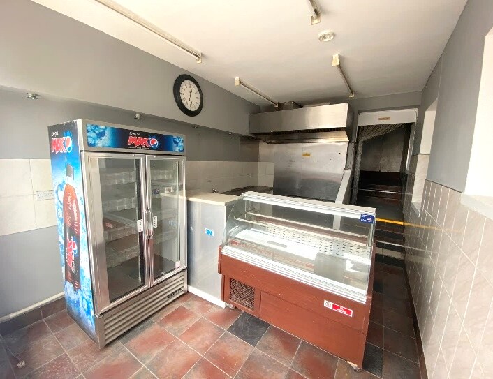 2-4 Church St, Annan en venta - Foto del interior - Imagen 2 de 5