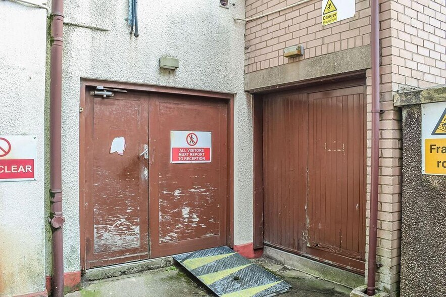 96-98 High St, Annan en venta - Foto del edificio - Imagen 2 de 16