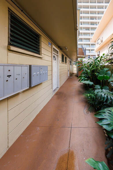 254 Kaiulani Ave, Honolulu, HI en venta - Foto del edificio - Imagen 3 de 25