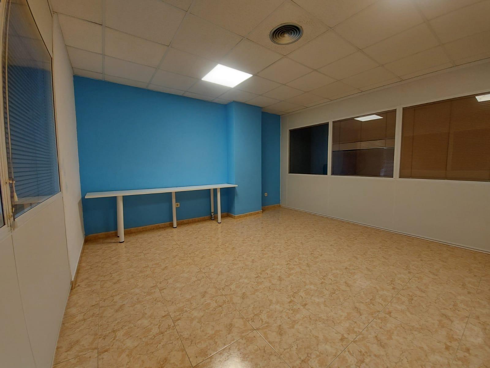Oficina en El Ejido, Almería en alquiler Foto del edificio- Imagen 1 de 8