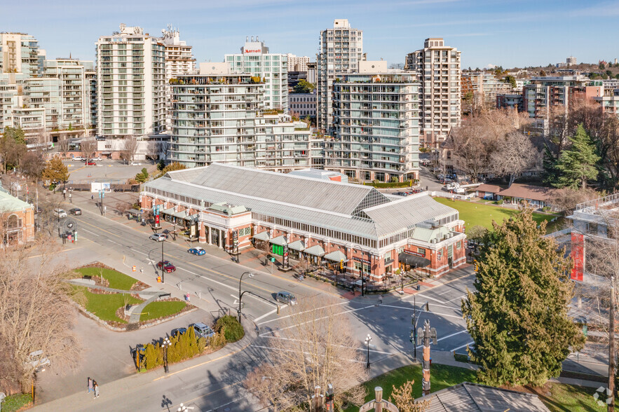 707 Douglas St, Victoria, BC en alquiler - Foto del edificio - Imagen 2 de 3