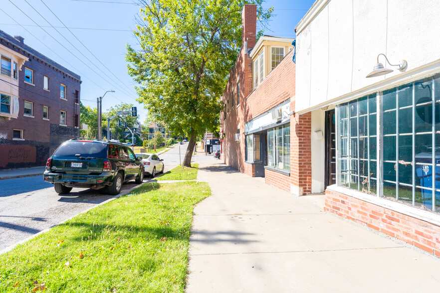 4245-4247 Troost Ave, Kansas City, MO en alquiler - Foto del edificio - Imagen 3 de 15