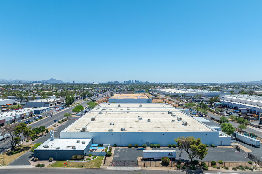 3865 W Van Buren St, Phoenix, AZ en alquiler - Foto del edificio - Imagen 3 de 9