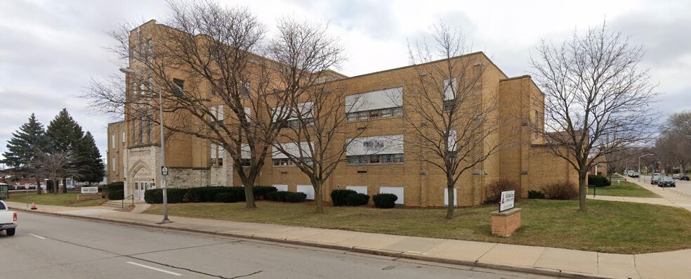 6021 W Lincoln Ave, West Allis, WI en alquiler - Foto del edificio - Imagen 1 de 9