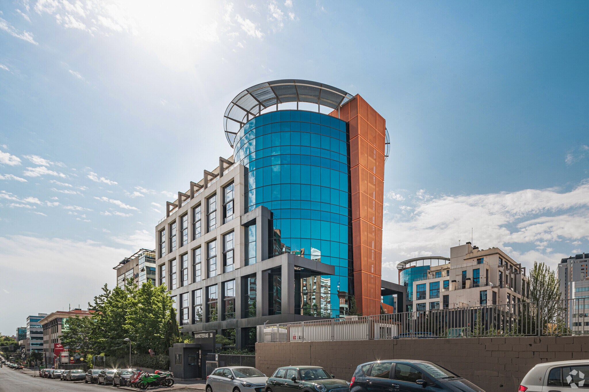 Avenida De Manoteras, 30, Madrid, Madrid en venta Foto principal- Imagen 1 de 1