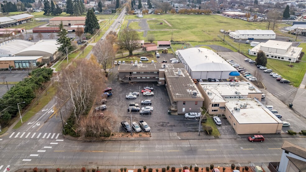 1953 7th Ave, Longview, WA en venta - Foto del edificio - Imagen 2 de 24