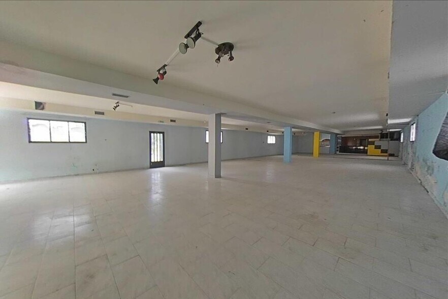 Nave en Ponferrada, León en venta - Foto del edificio - Imagen 1 de 28