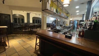 Local en Alpedrete, Madrid en alquiler Foto del interior- Imagen 1 de 16