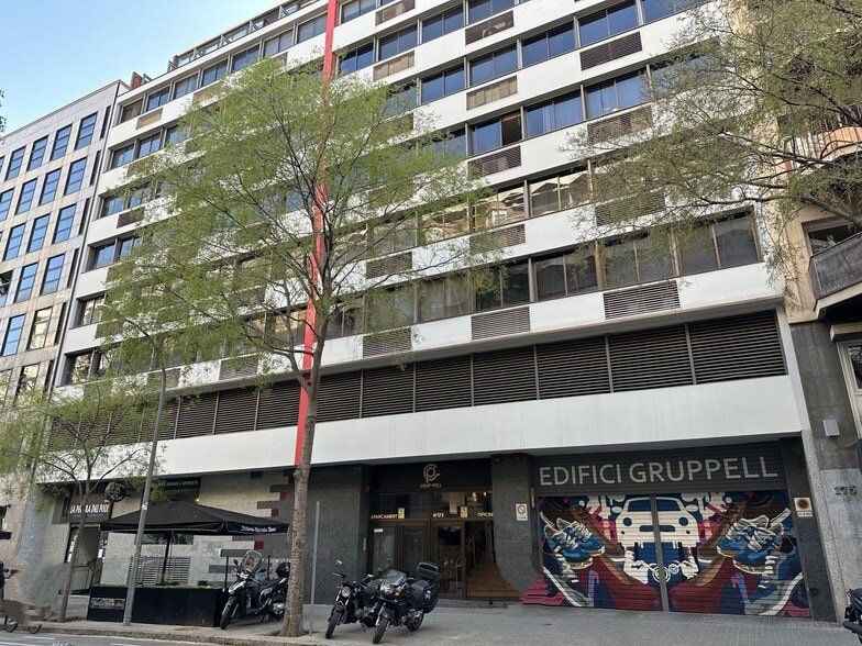 Carrer de Calàbria, Barcelona, Barcelona en venta - Foto del edificio - Imagen 1 de 5