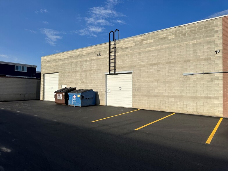 157-175 W Glover Ln, Midvale, UT en alquiler - Foto del edificio - Imagen 3 de 7