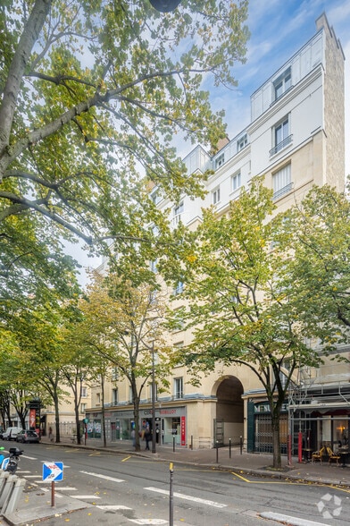 Edificio residencial en Paris en venta - Foto principal - Imagen 1 de 1