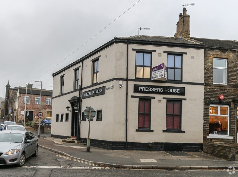 2 South Ln, Elland en alquiler - Foto del edificio - Imagen 3 de 4