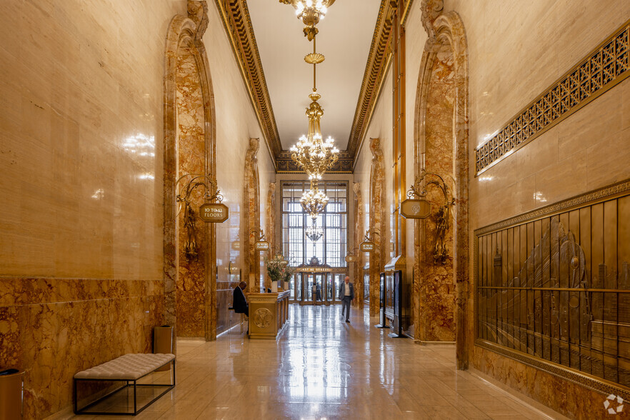 230 Park Ave, New York, NY en alquiler - Lobby - Imagen 3 de 6