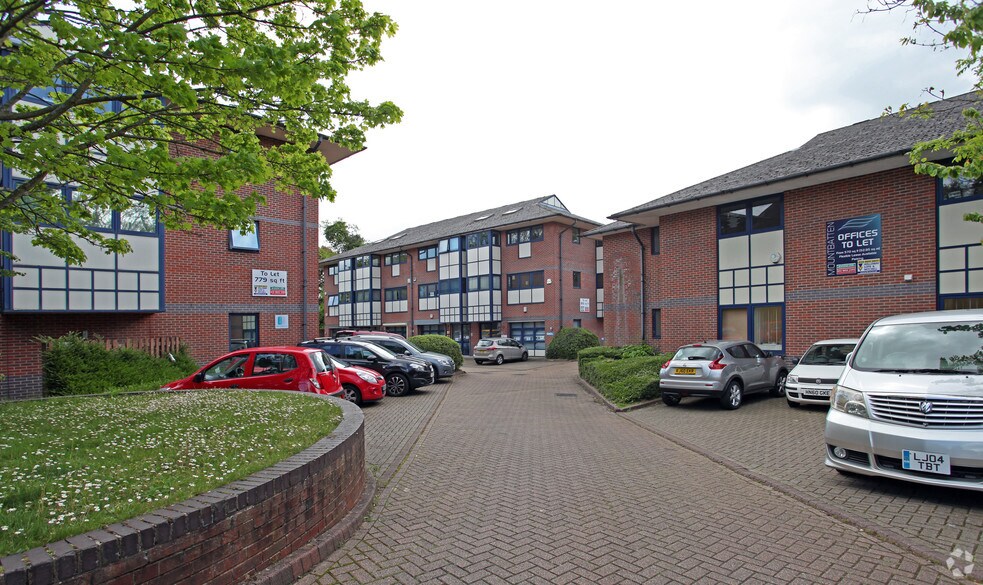 16 Millbrook Road East, Southampton en alquiler - Foto del edificio - Imagen 2 de 2