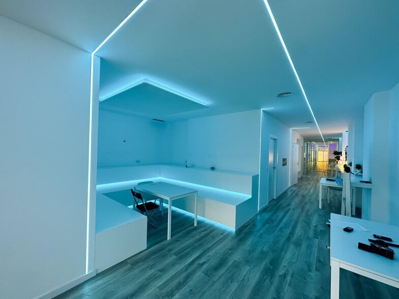 Local en València, Valencia en venta - Foto del edificio - Imagen 3 de 24