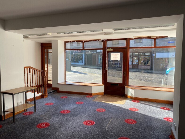 8-10 Queen St, Peterhead en venta - Foto del interior - Imagen 2 de 3