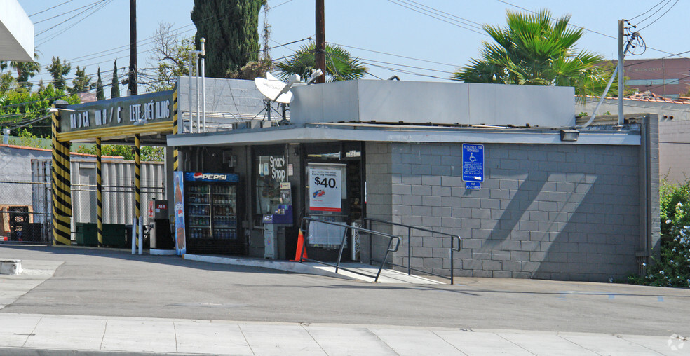 8567 Wilshire Blvd, Beverly Hills, CA en alquiler - Foto del edificio - Imagen 3 de 4