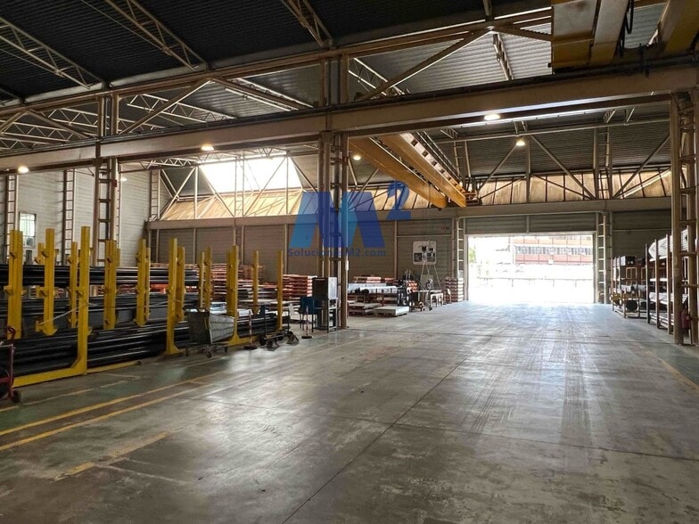 Nave en Coslada, Madrid en venta - Foto del edificio - Imagen 2 de 13